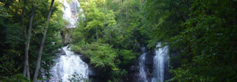 Anna Ruby Falls Visitor Center & Gift Shop