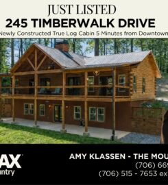 Julia Krusac | The Mountain Team Real Estate Team | RE/MAX Town & Country
