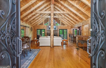 Amy Klassen | The Mountain Team | RE/MAX Town & Country